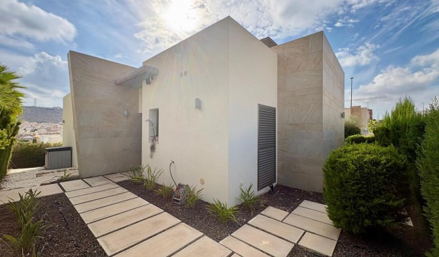 Resale - Villa -
Benijofar - Costa Blanca