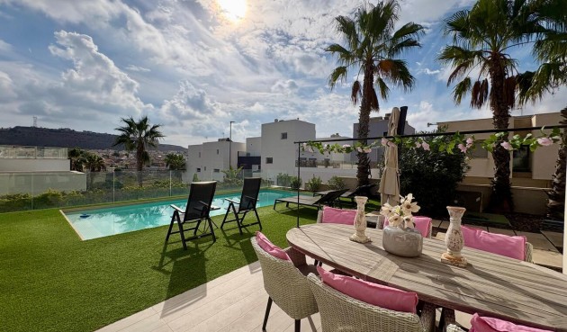 Resale - Villa -
Benijofar - Costa Blanca