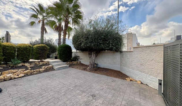 Resale - Villa -
Benijofar - Costa Blanca