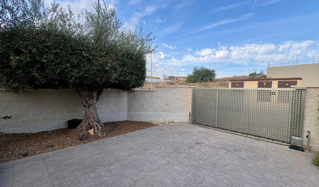 Resale - Villa -
Benijofar - Costa Blanca