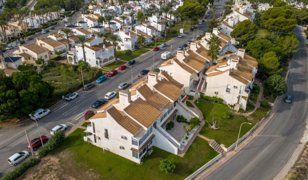 Resale - Bungalow -
Orihuela - Inland
