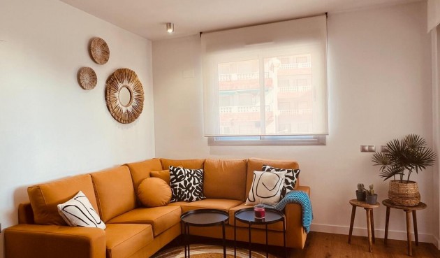 Resale - Apartment -
Torrevieja - La Mata