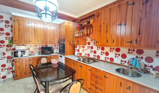 Brukt - Town House -
Elda - Inland