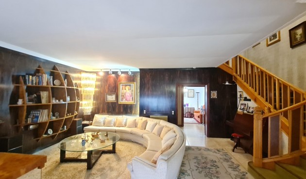 Brukt - Town House -
Elda - Inland