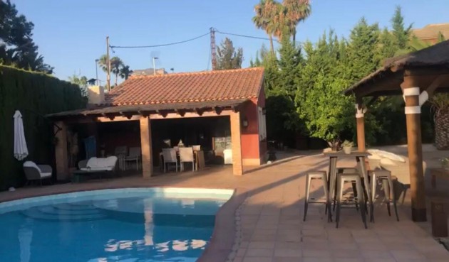 Resale - Villa -
Elda - Inland
