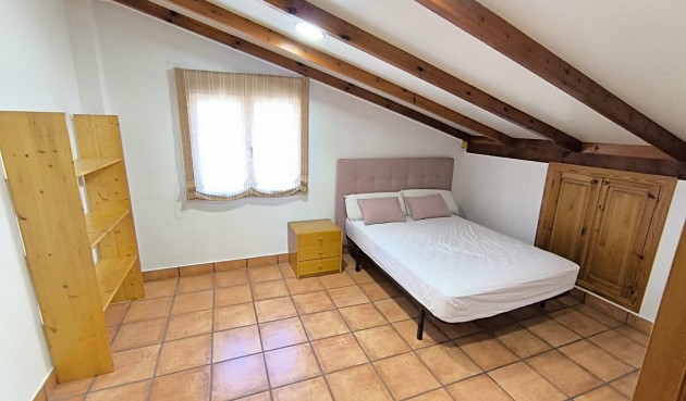 Resale - Villa -
Yecla - Inland