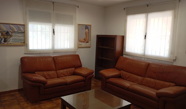 Resale - Villa -
Yecla - Inland