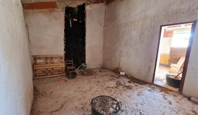 Resale - Town House -
Pinoso - Inland