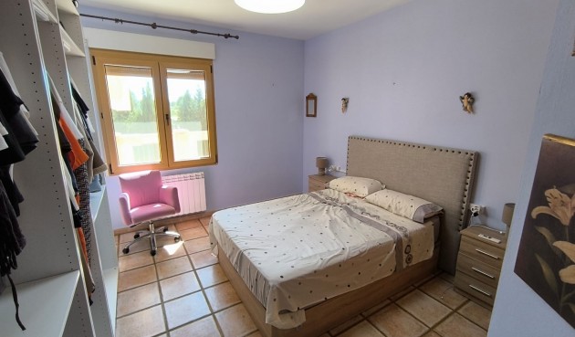 Resale - Villa -
Yecla - Inland