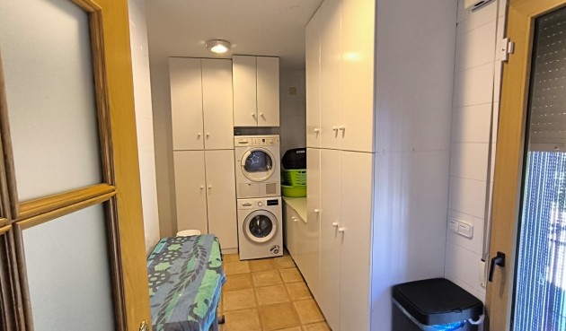 Resale - Villa -
Yecla - Inland