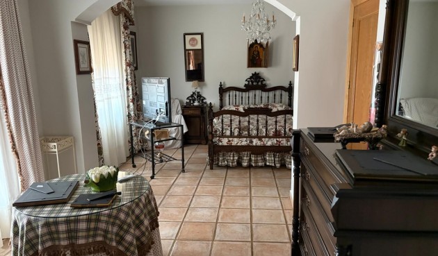 Resale - Villa -
Yecla - Inland