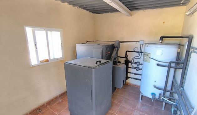 Resale - Villa -
Yecla - Inland