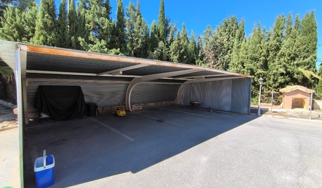 Resale - Villa -
Yecla - Inland