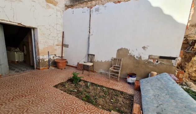 Resale - Town House -
Pinoso - Inland