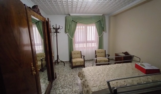 Resale - Apartment -
Sax - Inland