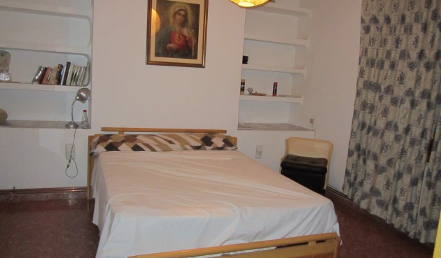 Resale - Villa -
Yecla - Inland