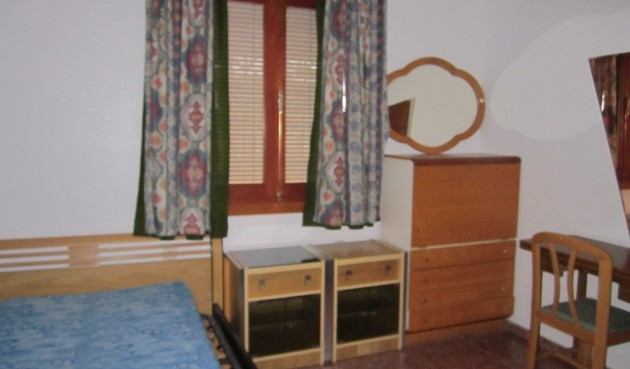 Resale - Villa -
Yecla - Inland