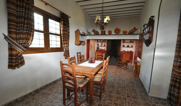 Resale - Villa -
Fortuna - Inland