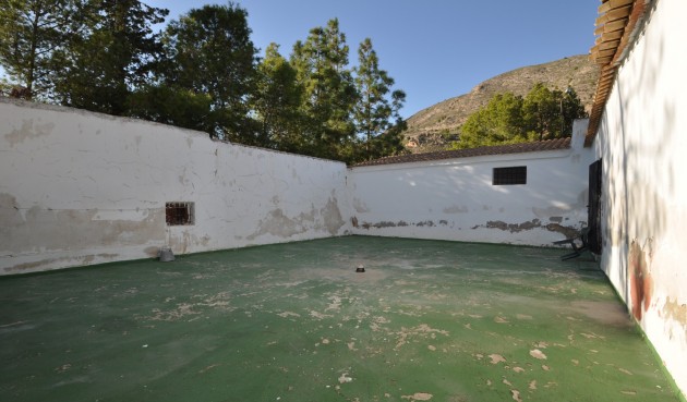 Resale - Villa -
Fortuna - Inland
