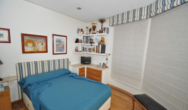 Resale - Town House -
Petrer - Inland