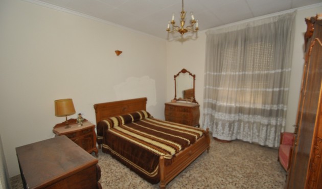 Resale - Town House -
Petrer - Inland