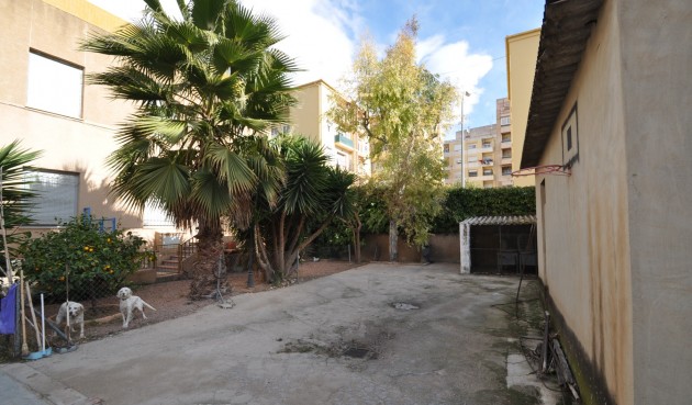 Resale - Town House -
Petrer - Inland