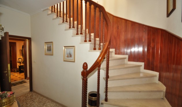 Resale - Town House -
Petrer - Inland