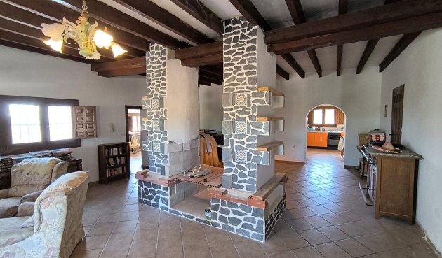 Resale - Villa -
Novelda - Inland