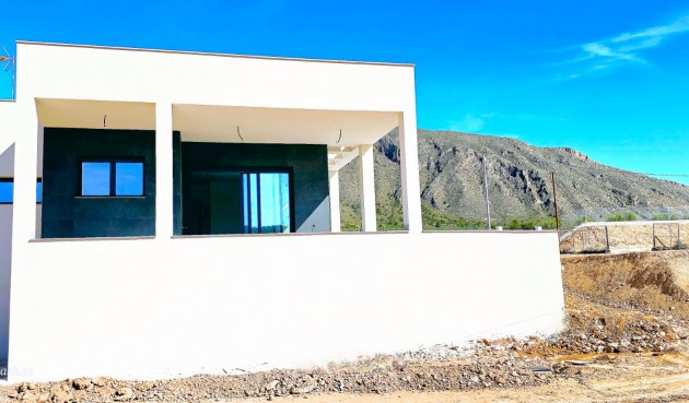 Resale - Villa -
Macisvenda - Inland