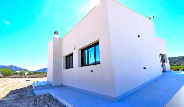 Resale - Villa -
Macisvenda - Inland