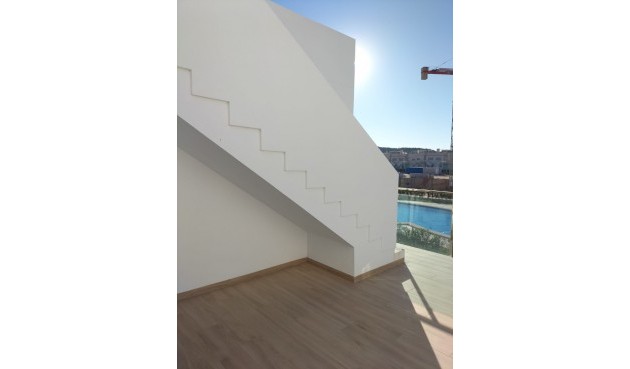 Återförsäljning - Apartment -
Orihuela - Inland