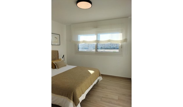 Återförsäljning - Apartment -
Orihuela - Inland