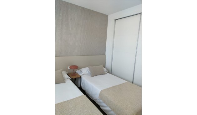 Återförsäljning - Apartment -
Orihuela - Inland