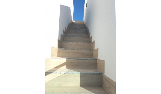 Återförsäljning - Apartment -
Orihuela - Inland