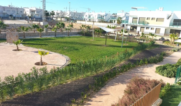 Återförsäljning - Apartment -
Orihuela - Inland