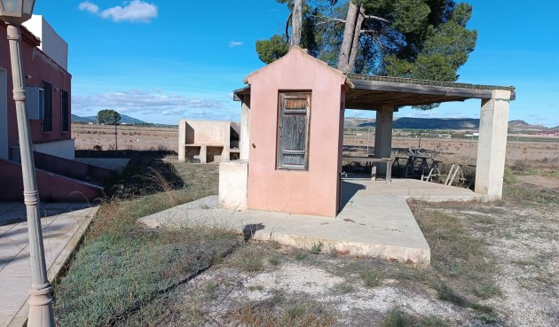 Resale - Villa -
Yecla - Inland