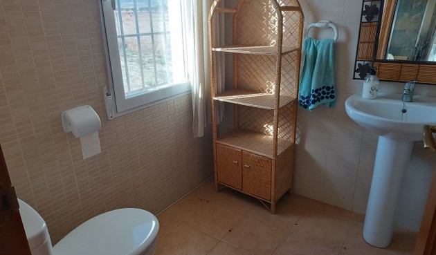 Resale - Villa -
Yecla - Inland