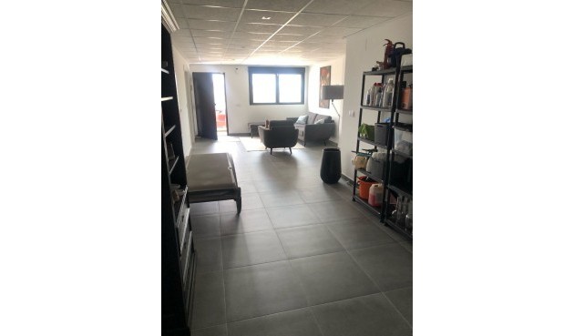 Resale - Villa -
Pinoso - Inland