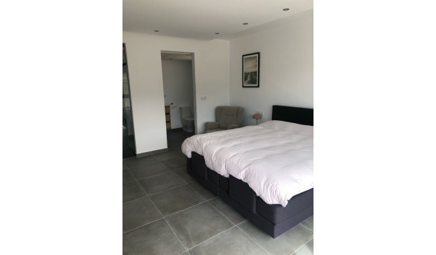 Resale - Villa -
Pinoso - Inland