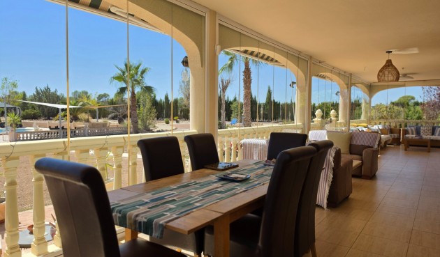 Resale - Villa -
Pinoso - Inland