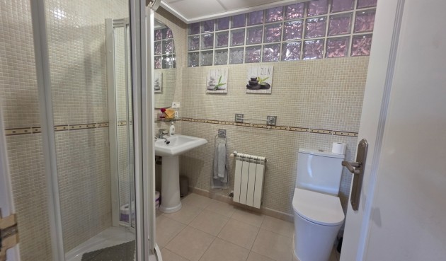 Resale - Villa -
Pinoso - Inland