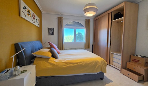 Resale - Villa -
Pinoso - Inland