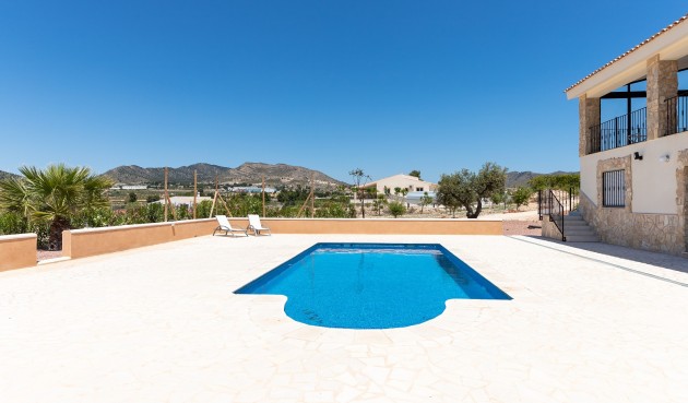 Resale - Villa -
La Romana - Inland