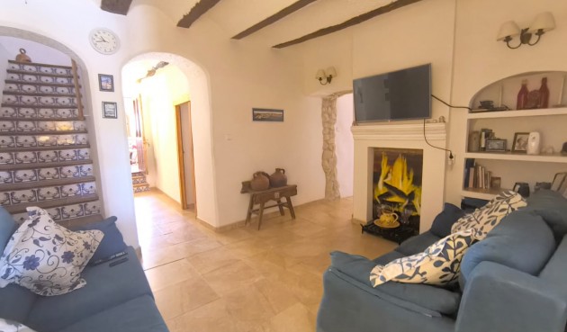 Resale - Villa -
Chinorlet - Inland