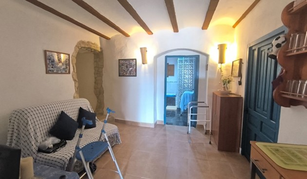 Resale - Villa -
Chinorlet - Inland