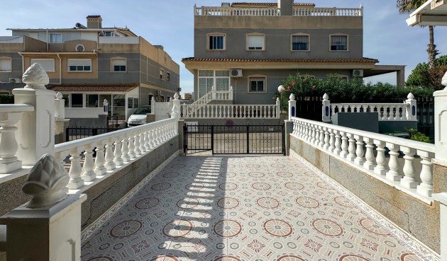 Resale - Town House -
Orihuela Costa - Costa Blanca