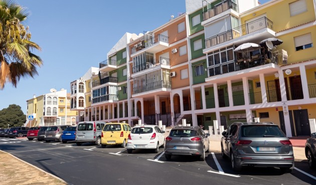 Resale - Apartment -
Torrevieja - Costa Blanca