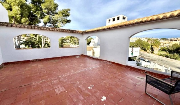 Resale - Villa -
Villamartin - Costa Blanca