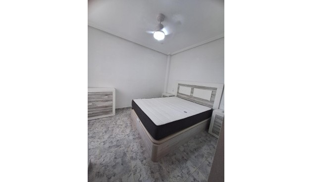 Resale - Apartment -
Torrevieja - Nueva Torrevieja