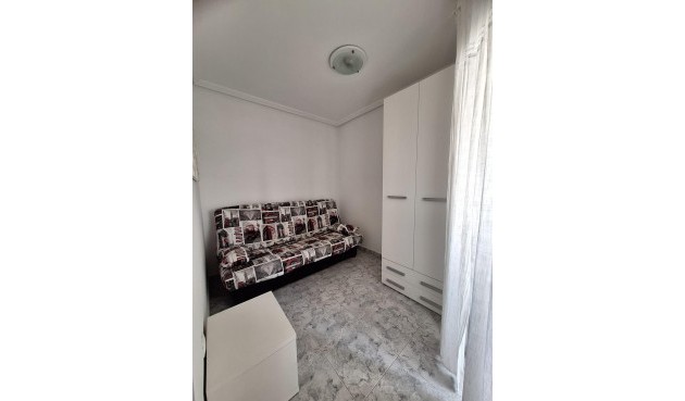 Resale - Apartment -
Torrevieja - Nueva Torrevieja
